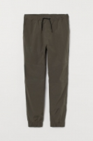 HM  Glänzende Joggers