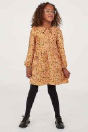 Kleid mit Kragen CHF 12.95