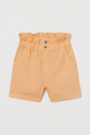 Paperbag-Shorts CHF 9.95
