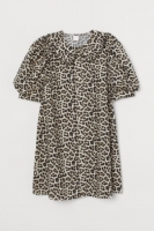 Kleid mit Kragen CHF 20.95