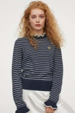 Pullover mit Volants CHF 18.95