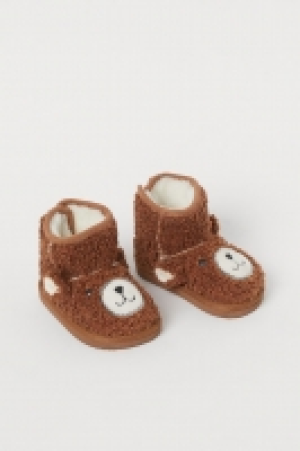 Boots mit warmem Futter CHF 9.95