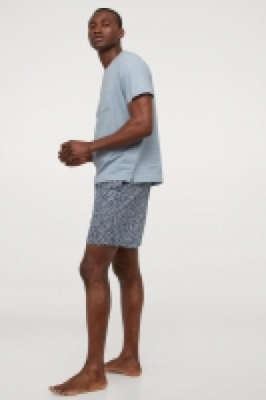 Schlafshirt und Shorts CHF 14.95