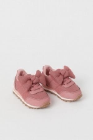 Sneaker aus Mesh CHF 14.95