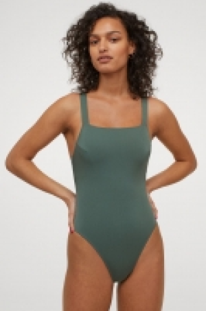 Shape-Badeanzug High Leg CHF 24.95