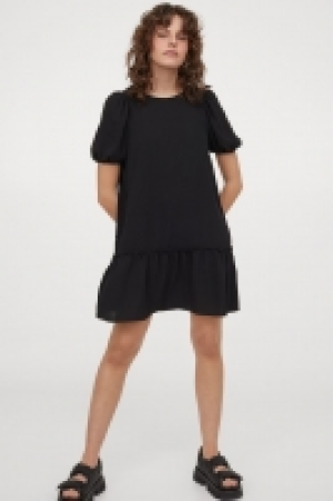 Kleid mit Puffärmeln