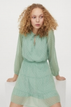 Kleid aus Plumetis-Chiffon CHF 14.95