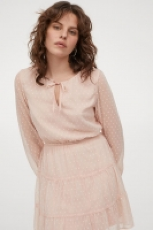 Kleid aus Plumetis-Chiffon