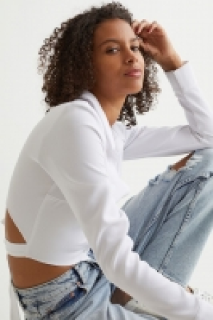 Bluse mit Bindebändern CHF 7.95