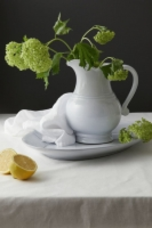 Vorlegeplatte aus Steingut CHF 24.95