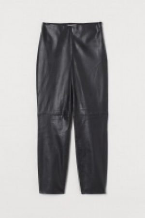 Hose aus Lederimitat CHF 17.95