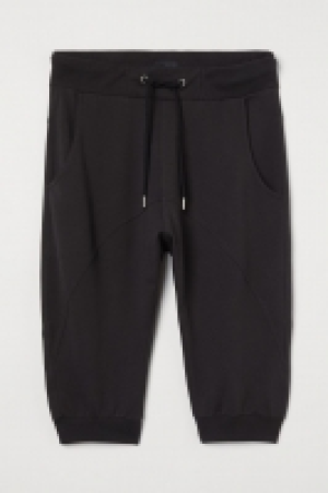 HM  Sweatshorts mit tiefem Schritt