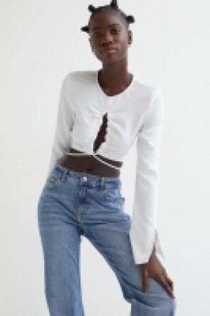 Bluse mit Cut-out CHF 9.95