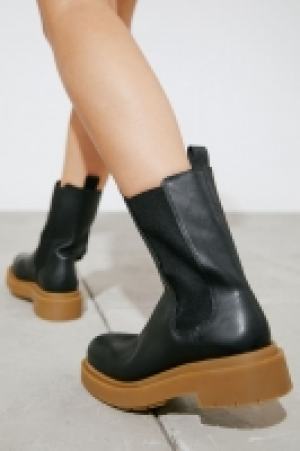Chelseaboots mit Plateau CHF 19.95
