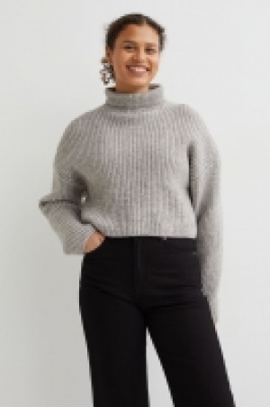 Cropped Rollkragenpullover CHF 19.95