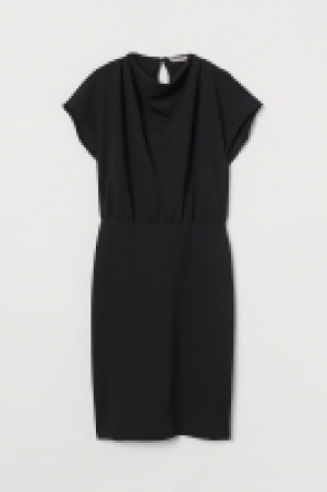 Kleid mit Kappenärmeln CHF 19.95
