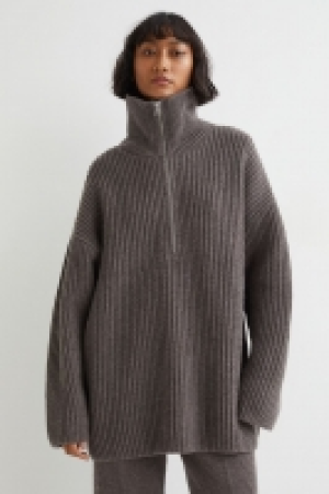Gerippter Pullover aus Kaschmirmix CHF 99.00