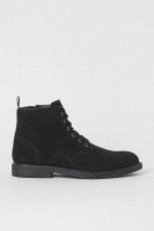 Boots CHF 27.95