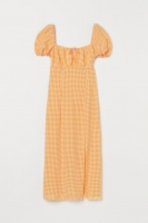 Kleid mit Puffärmeln