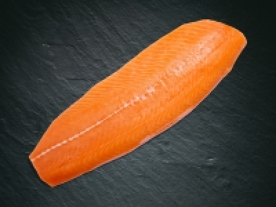 Lachsfilet ganze Seite