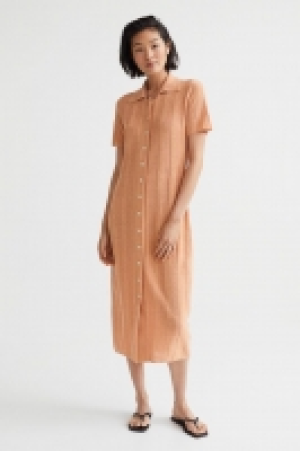 Kleid aus Seidenmix in Rippstrick CHF 54.95