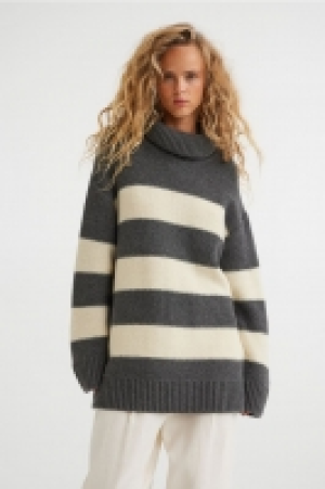 Kaschmirmix-Rollkragenpullover CHF 81.95