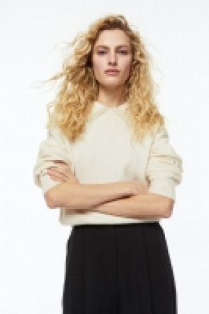 Pullover mit Perlen CHF 23.95