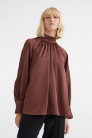 Satinbluse mit Ballonärmeln CHF 18.95