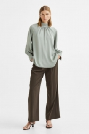 Satinbluse mit Ballonärmeln CHF 22.95