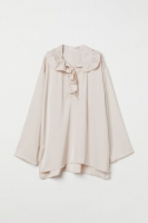 Bluse mit Volantkragen CHF 14.95