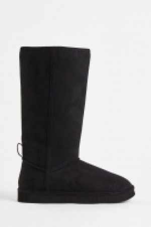 Boots mit warmem Futter CHF 19.95