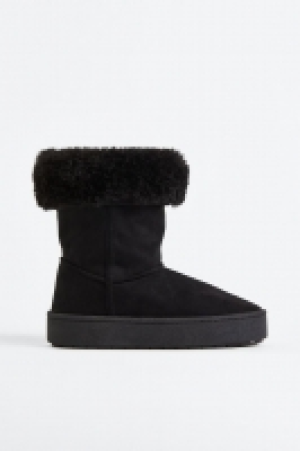 Boots mit warmem Futter CHF 20.95