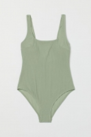 Badeanzug mit wattierten Cups CHF 24.95