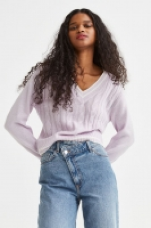 Pullover in Zopfstrick mit V-Ausschnitt CHF 11.95