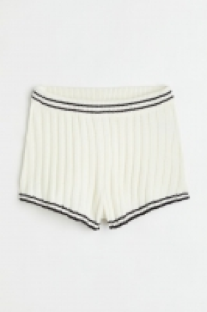Shorts in Rippenstrick CHF 6.95