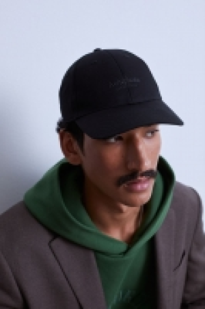 Cap aus Baumwolltwill CHF 9.95