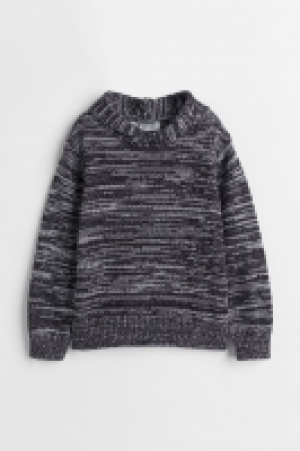 Pullover mit Tunnelkragen