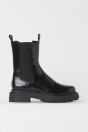 Chelseaboots mit Plateau CHF 30.95