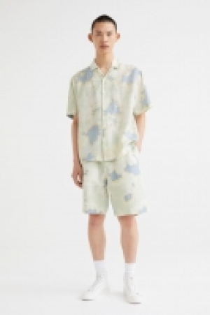 Gemusterte Leinenshorts Relaxed Fit CHF 12.95