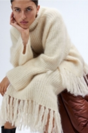 Pullover mit Fransensaum CHF 51.95