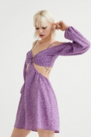 Kurzes Kleid mit Cut-out CHF 11.95