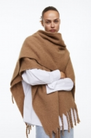 Schal mit Fransen CHF 27.95