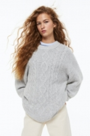 Oversized Pullover mit Zopfmuster CHF 24.95
