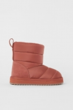 HM  Wattierter Boots