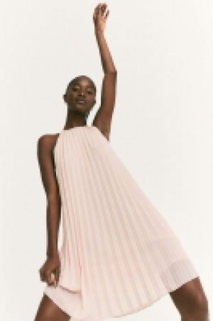 Plissiertes Kleid