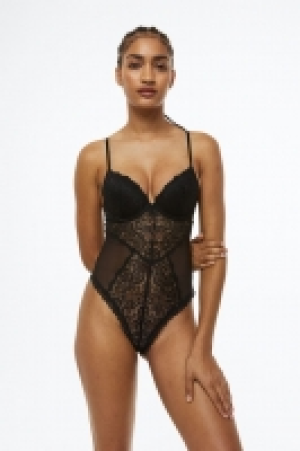 HM  Stringbody mit Push-up