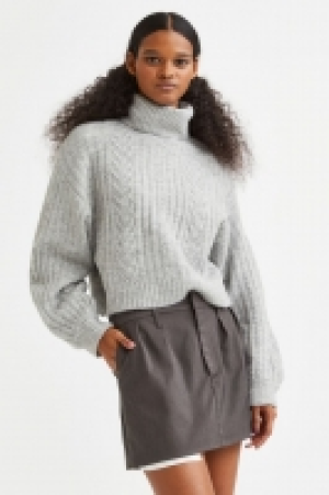 Rollkragenpullover mit Zopfmuster CHF 25.95