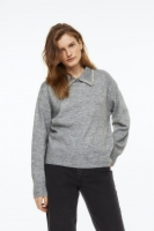 Pullover mit Perlen CHF 26.95