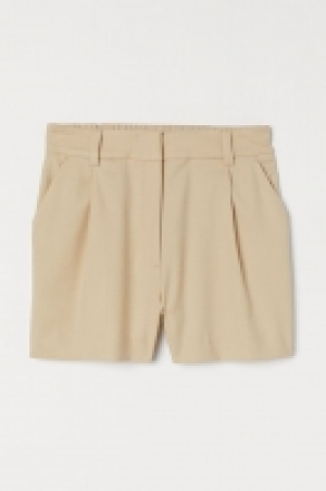 Shorts mit Bundfalten CHF 16.95
