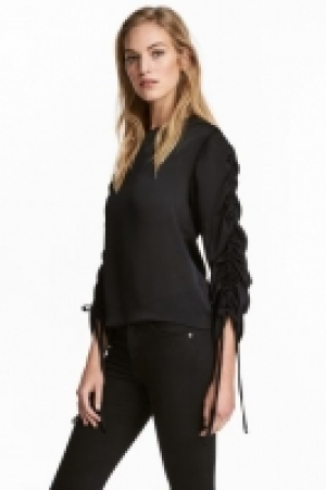 Bluse mit Kordelzügen